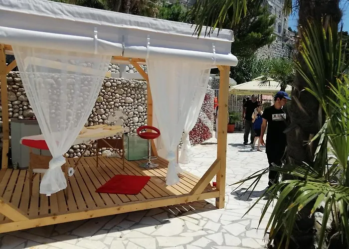 Sunset Free Parking *